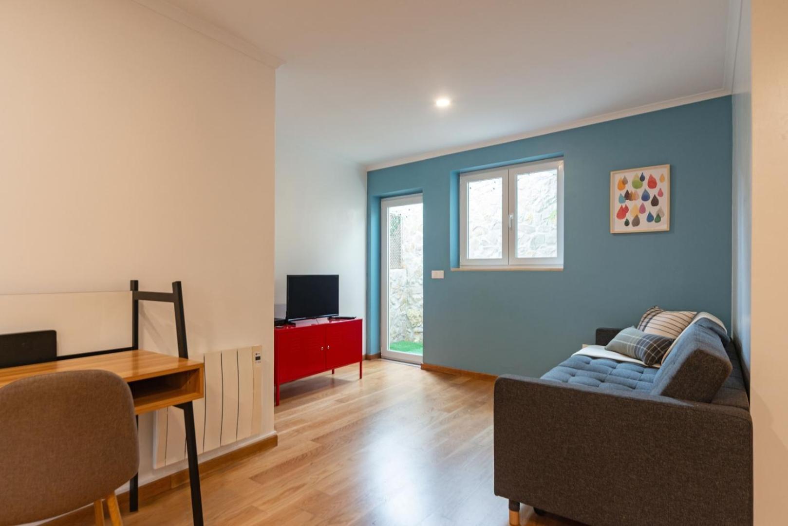 Apartment With Private Terrace 250m To Largo Intendente *