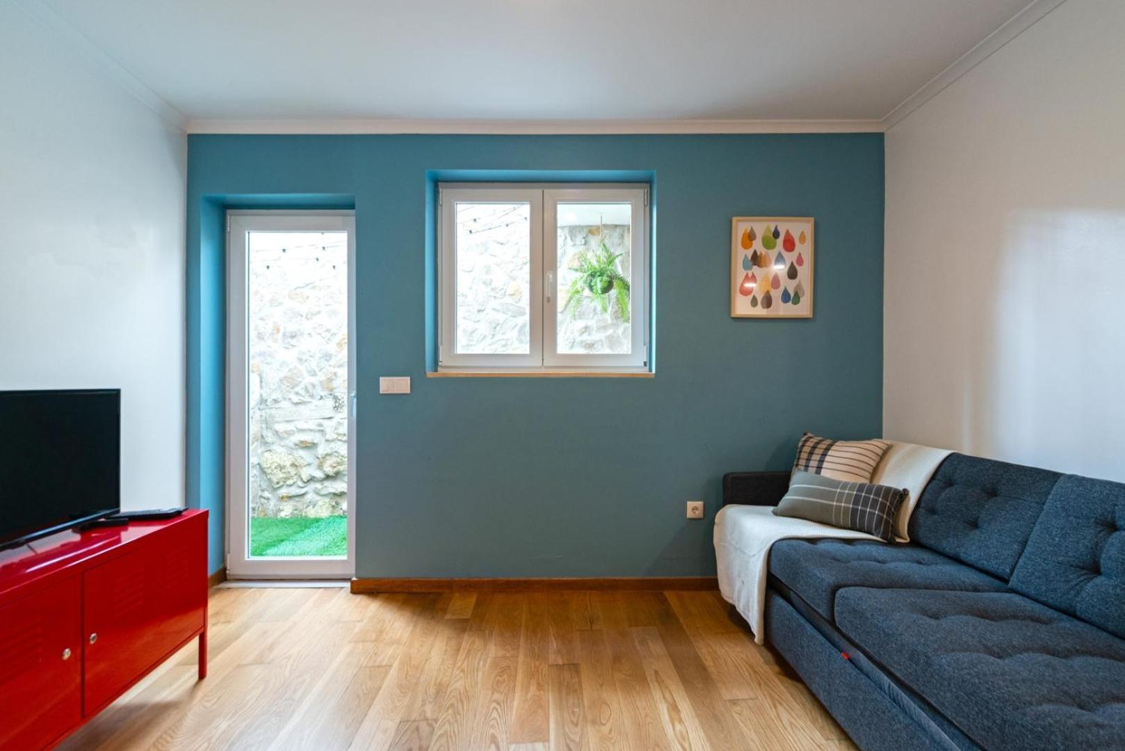 With Private Terrace 250m To Largo Intendente Lissabon