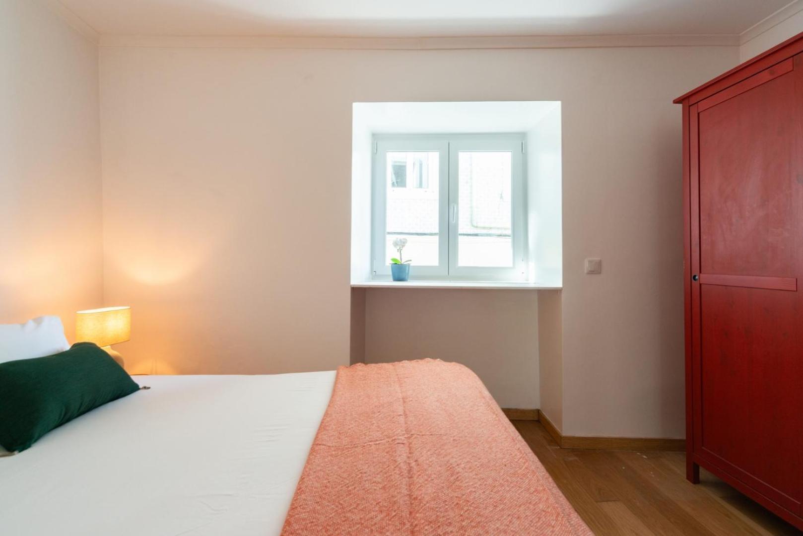 With Private Terrace 250m To Largo Intendente * Lissabon